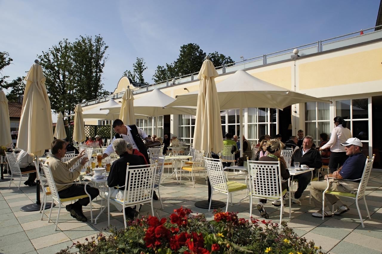 Golfhotel Gutshof Penning Rotthalmuenster Exterior foto