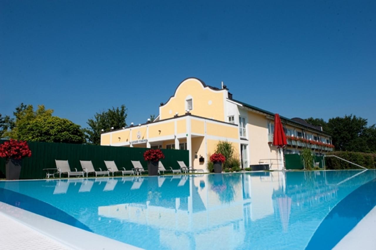 Golfhotel Gutshof Penning Rotthalmuenster Exterior foto